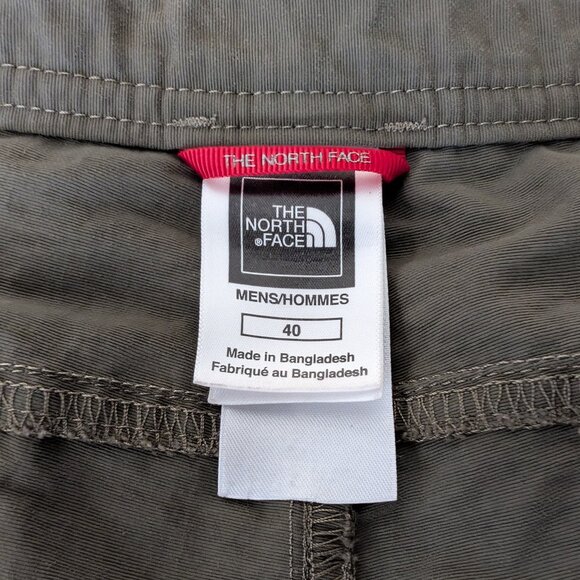 THE NORTH FACE Shorts Men's Green 40 (39) Cargo Zip Pockets Logo Hiking Casual - Picture 11 of 16